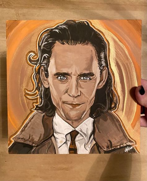 #loki #marveluniverse #marvelart #nerdart #lokiseries #lokiart #artist #painter #marvelseries Loki Painting Ideas, Marvel Acrylic Painting, Loki Painting, Marvel Paintings, Loki Art, Apple Art, Canvas Painting Designs, Wooden Canvas, Marvel Series