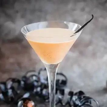 Low Carb Martini Recipes, Keto Martini Recipes, Keto Martini, Pumpkin Pie Martini Recipe, Key Lime Pie Martini, Peach Martini, Grapefruit Martini, Keto Beverages, Martini Recipes Vodka