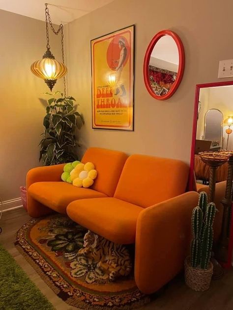 Apartment Decorating Orange, Orange Couch Ikea, Studio Apartment Ideas Retro, 70s Style Room Aesthetic, Room With Orange Couch, Retro 70s Apartment, Room Decor 70s Style, Colorful 70s Living Room, 70s Home Decor Green