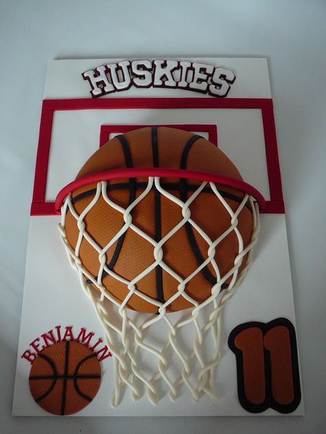 Basketball For Benjamin A basketball cake for Benjamin, 11 years old. He plays basketball and loves it. This is a marble cake with... Basketball Birthday Cake, Cake For Men, Sports Themed Cakes, Sports Cakes, Cake Basket, Sport Theme, Basketball Birthday Parties, Basketball Cake, Ball Birthday Parties