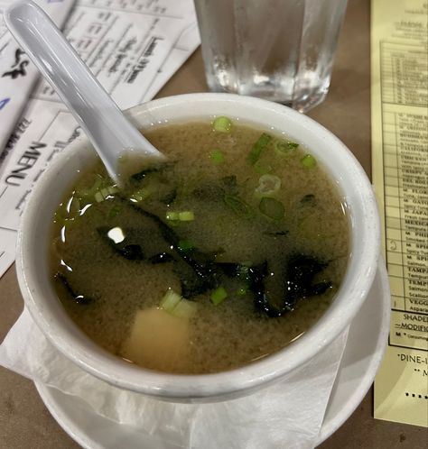 Miso Soup Aesthetic, Soup Aesthetic, Light Snacks, Miso Soup, Food Therapy, Angel Food, Chinese Food, Aesthetic Food, Diet