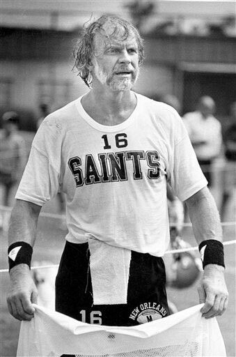 Ken Stabler New Orleans Saints New Orleans Saints Wallpaper Iphone, Dallas Cowboys Vs New Orleans Saints, Saints Paintings New Orleans, Saints Beat Cowboys, Ole Miss Football, Raiders Team, Nfl Saints, New Orleans Saints Football, Saints Football