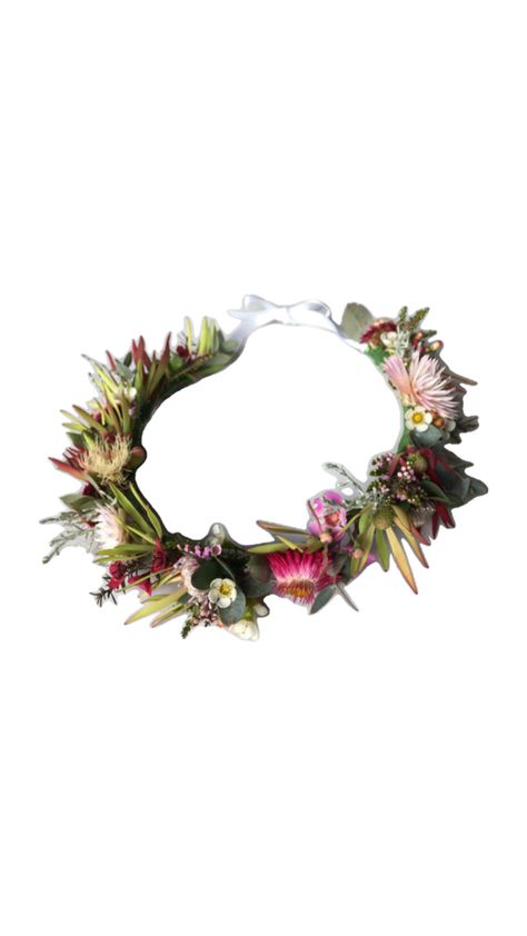 Flower crown of Australian natives - everlasting daisies, yellow eucalyptus blossoms, leptospermum, leucadendron Wildflower Crown, Australian Natives, Australian Native Flowers, Flower Crown Wedding, Australian Native, Flower Crown, Wild Flowers, Nativity, Wedding Flowers