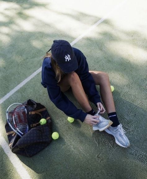 Tennis Pics, Mode Tennis, Tennis Core, Kily Jenner, Tennis Lifestyle, Tennis Girl, Tennis Aesthetic, Tennis Life, Super Rich Kids