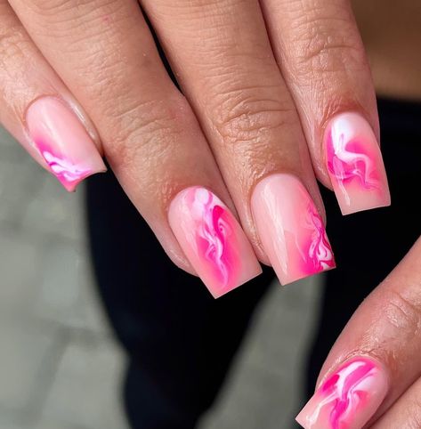 Basic Hot Pink Nails, Summer Nails Pink And White, Almond Designs, Summer Nails Pink, Hottest Summer Nails, Holiday Acrylic Nails, Romantic Nails, Short Gel Nails, Simple Gel Nails