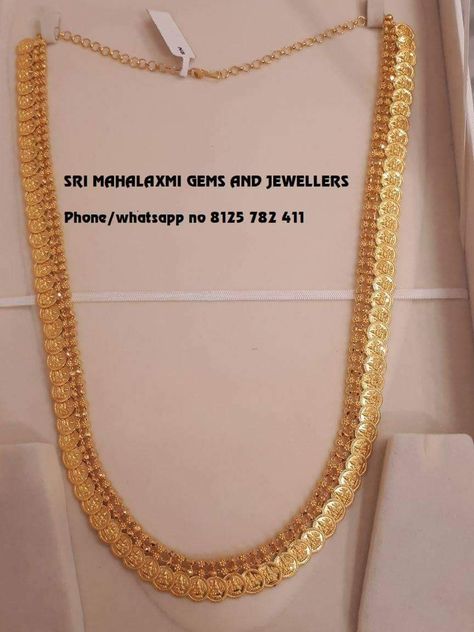 47 gms Nakshi work plain Gold kasu haaram visit us or call on for full variety at wholesale prices 8125782411 Sri Mahalaxmi Gems and Jewellers Secunderabad Gold Temple Jewellery, Earrings Sets, Gold Jewelry Simple Necklace, Gold Bridal Jewellery Sets, Gold Necklace Indian Bridal Jewelry, Antique Bridal Jewelry, Gold Jewelry Stores, Just Be Happy, Gold Pendant Jewelry