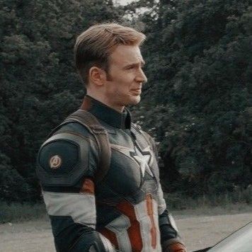 Matching Profile Pictures Marvel, Marvel Matching Icons Couple, Matching Pfp Friends Marvel, Marvel Matching Pfp Friends, Captain America Matching Pfp, Marvel Matching Pfp 4 People, Avengers Matching Icons, Matching Pfps Marvel, Marvel Matching Wallpaper