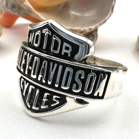 Harley Davidson Motorcycle Signet Ring Biker Ring Men 925 - Etsy Harley Davidson Rings, Harley Davidson Jewelry, 2023 Wallpaper, Biker Stuff, Biker Lifestyle, Biker Rings, Harley Davidson Motorcycle, Ring Men, Turkish Jewelry