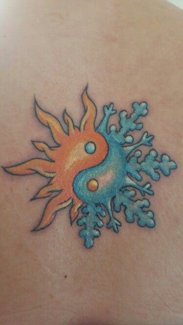 Tangled Painting, Snow Tattoo, Snow Flake Tattoo, Snowflakes Art, Snowflake Patterns, Fire Tattoo, Sun Tattoos, Bff Tattoos, Wrist Tattoos For Women