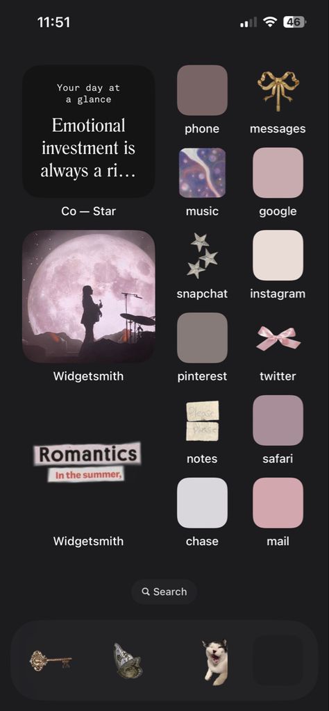 customized apple home screen, star pngs, bow pngs, pink, purple, brown, “romantics in the summer”, phoebe bridgers concert photo, co – star day at a glance. Phone Layout Ideas, Honor Phone, Widget Ideas, Phone Layout, Phone Messages, Dark Mode, Homescreen Layout, Ios 16, Iphone Layout