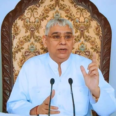 Saint Rampal Ji Maharaj, Saints Of India, Pink Flowers Wallpaper, Spirituality Posters, Sant Rampal Ji Maharaj, Rampal Ji Maharaj, Hd Images, Image Hd, Flower Wallpaper