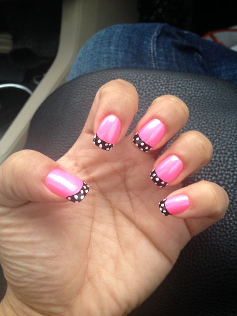 Black And Pink French Tip Nails, Black French Tip With Pink Base, Pink Base Black French Tip Nails, Hot Pink And Black Prom Nails, Pink French Tip With Hot Pink Outline, Hot Pink And Black Nails French Tip, Pink Black Nails, Silver Nail Art, Sns Nails