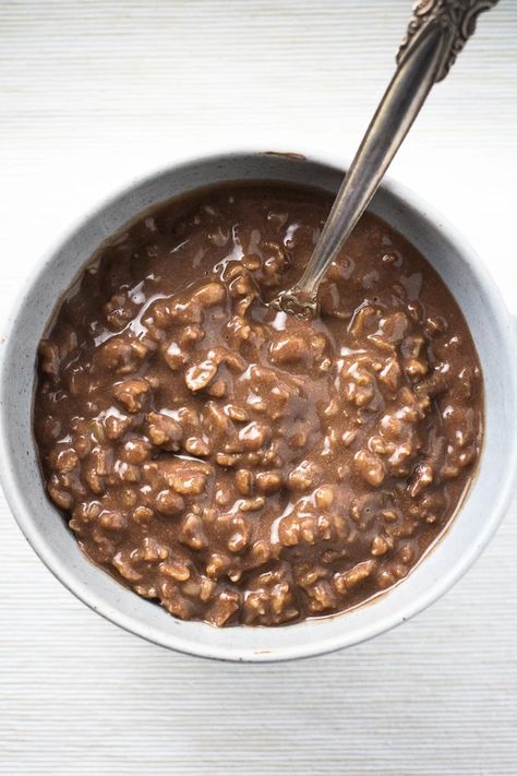 Hot Chocolate Oatmeal, Baking Soda Cleaner, Creamy Hot Chocolate, Non Dairy Milk, Chocolate Oatmeal, Baking Soda Uses, Food Ingredients, Chocolate Craving, Oatmeal Recipes