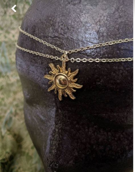 Sun Tiara, Gold Hair Jewelry, Sun Crown, Chains Aesthetic, Tiara Gold, Crown Aesthetic, Goddess Outfit, Sun Aesthetic, Crown Gold