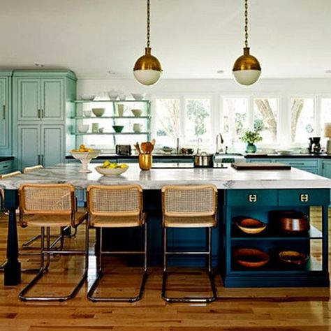 Modern Family Kitchen, Colorful Kitchens, Dreamy Kitchens, Blue Cabinets, Family Kitchen, Blue Kitchens, Painting Kitchen Cabinets, Green Kitchen, Kitchen Colors