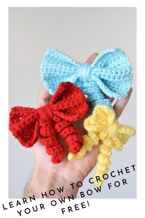 Learn how to crochet your own little cute bows with this beginner friendly pattern! You can find this bow project as a free crochet pattern. Add them to finished projects or use them as an adorable hair accessory! This free DIY crafting project has a step by step photo tutorial on how to create your own. Can be worked up quickly and is a super easy diy bow project, all handmade. Made in many colors and has three sizes. A!ny yarn can be used for this easy and quick free crochet pattern Crochet Bows Free Pattern Easy, Crochet Bows Free Pattern, Simple Crochet Stitches, Crochet Bow Pattern, Quick And Easy Crochet Patterns, Simple Crochet Patterns, Crochet Hair Bows, Beginner Friendly Crochet, Crochet Bow