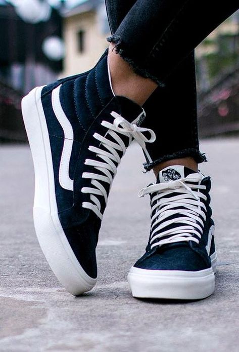 Pinterest://@ashimina//❣ Vans High Tops, Vans High, Mode Shoes, Outfit 2020, Urban Wear, Sneakers Outfit, Crazy Shoes, Dream Shoes, Shoe Obsession