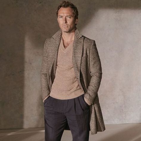 Jude Law Style, Masculinity Quotes, Gentleman Fashion, Quotes Empowering, Mode Hippie, Stylish Man, Empowering Words, Jude Law, Mens Fashion Classy