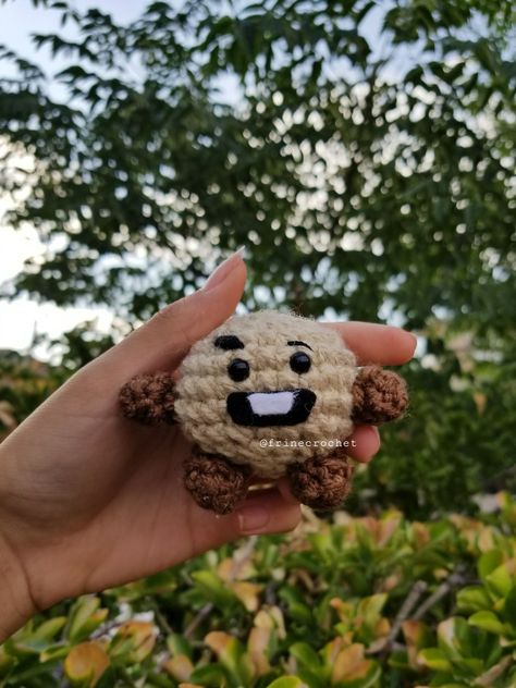 amigurumi shooky bt21 crochet Bt21 Crochet, Shooky Bt21, Amigurumi, Teddy Bear, Novelty Christmas, Christmas Ornaments, Holiday Decor, Toys, Crochet