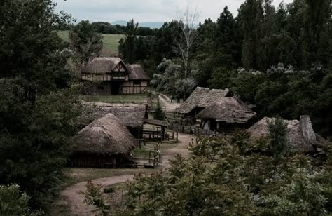 Medieval Village Aesthetic Dark, Dnd Town Aesthetic, Fantasy Forest Village Aesthetic, Run Down Village, Village In A Forest, Dark Village Aesthetic, The North Aesthetic, Mountain Village Aesthetic, Fantasy Village Aesthetic