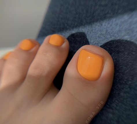 Pedicure Ideas Orange, Bright Pedicure Ideas, Orange Pedicure Ideas, Bright Toe Nails, Neon Pedicure, Orange Pedicure, Orange Toes, Orange Toe Nails, Braided Ideas