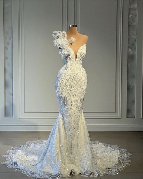 Beautiful Classy Wedding Dresses, Best Mermaid Wedding Dresses, White Bling Wedding Dress, Mer Maid Wedding Dress, Mermaid Wedding Dress With Rhinestones, Mermaid Wedding Dress With Long Veil, Baddie Wedding Reception Dress, Sparkly Mermaid Wedding Dress Bling, Bougie Wedding Dress