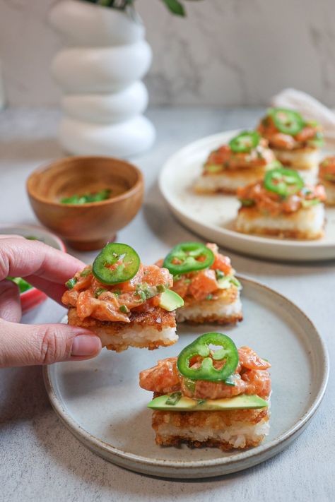 Crispy Rice with Salmon Poke — jc.eeats Salmon Poke Recipe, Crispy Rice Recipe, Rice With Salmon, Rice Crispies Recipe, Poke Recipe, Salmon Poke, Raw Salmon, Crispy Rice, Crab Salad