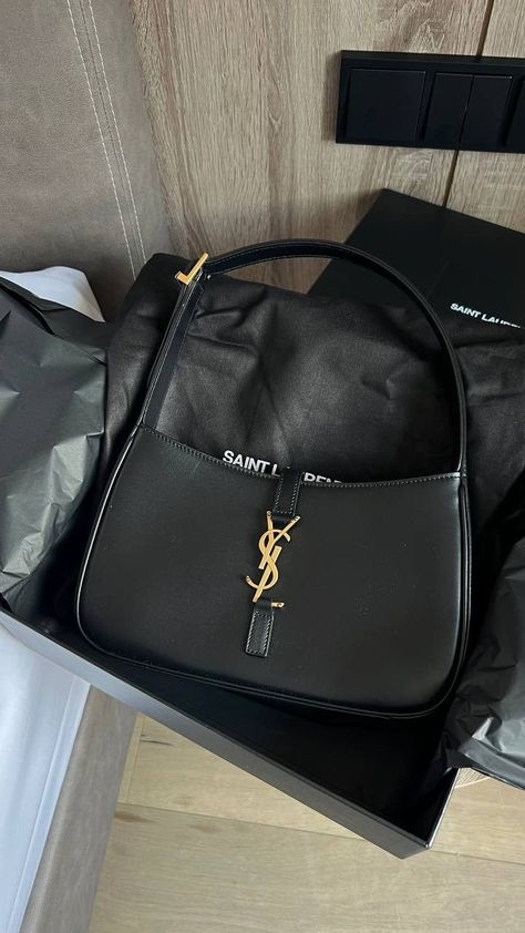 Yls Bag Saint Laurent Handbags, Ysl Hobo Bag, Sac Yves Saint Laurent, Yves Saint Laurent Bag, Brand Purses, Bags Ysl, Ysl Purse, 00s Mode, Trendy Purses