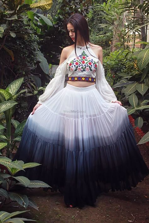 Unique ombré lehenga with cold shoulder cape sleeved blouse with white and navy blue! | WedMeGood|#wedmegood #indianweddings #capesleeves #ombrelehenga #lightlehenga #coldshoulderblouse #whitelehenga Indian Outfits Lehenga, Indian Dresses Traditional, Traditional Indian Outfits, Indian Gowns Dresses, Indian Gowns, Designer Party Wear Dresses, Stylish Party Dresses, Party Wear Indian Dresses, Dress Indian Style