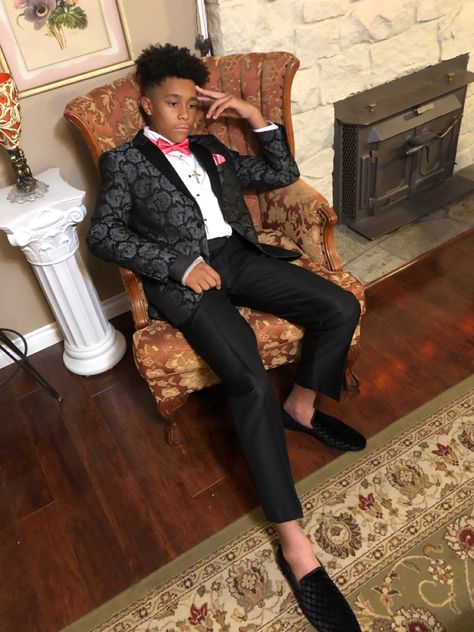 8th Grade Dance Boys Outfit, Teen Boy Homecoming Outfit, Homecoming Boys Outfits High School, High School Prom Outfits For Guys, Prom Fits Men, Boys Homecoming Outfits High School, Prom Guys Outfits, Homecoming Boys Outfits, Hoco Outfits For Guys