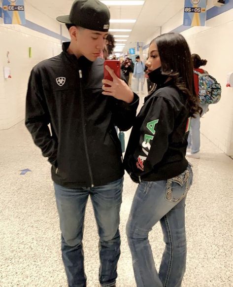 Matching Jean Jackets For Couples, Matching Jaripeo Outfits, Cute Matching Fits Couple, Matching Vaquero Outfits, Mexican Couple Aesthetic, Ariat Outfits, Outfits For Quince, Takuache Couples, Cute Vaquera Outfits