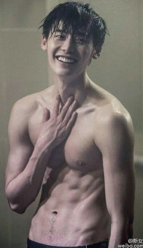 Lee Jong Suk Shirtless, Lee Jung Suk, Lee Hyun Woo, Doctor Stranger, Yoo Ah In, Park Bo Gum, Hot Asian Men, Kim Woo Bin, Park Shin Hye