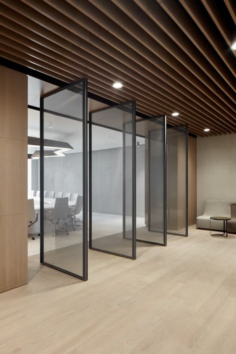 » AUS Enterprises Offices by Roar Shared Office Design, Moveable Partition, Operable Wall, Moveable Wall, Pacific Highway, Miami University, Office Meeting Room, Shared Office, Innovation Centre