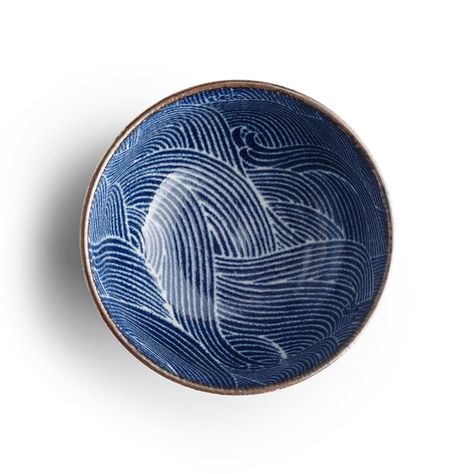 Japanese Wave Pattern, Miyazaki Art, Japan Crafts, Japanese Wave, Japanese Home Decor, Japanese Bowls, Japanese Waves, Ceramic Artwork, Pottery Techniques