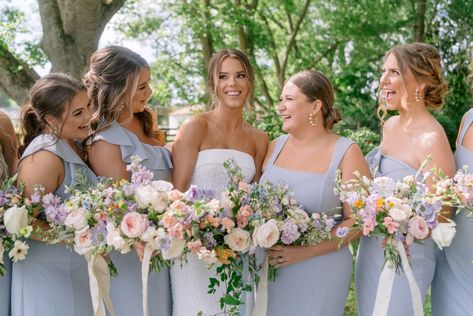 This Couple's Casual Chic Wedding Took Place on a Restored Flower Farm! - Green Wedding Shoes Casual Chic Wedding, Sage Wedding Colors, Pastel Bridal Bouquet, Flowers To Go, Bridal Bouquet Spring, Bridal Bouquet Blue, The Wedding Planner, Bridal Bouquet Flowers, Sage Wedding