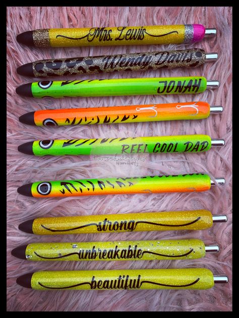 Inkjoy Pens Epoxy Ideas, Tumbler Pens, Glitter Pen Ideas, Glitter Pens Epoxy Ideas, Epoxy Pens Ideas, Pens Epoxy, Diy Crafts Butterfly, Inkjoy Pens, Epoxy Pens