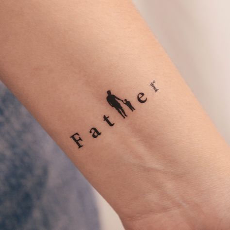 Like father, like son #temporarytattoos #smalltattoos Fathers Name Tattoo, Father And Sons Tattoo, Tattoo Father And Son, Tattoo For Sons Boys Mom, Father Son Tattoo, Father Daughter Tattoos, Father Tattoos, Dad Tattoo, Like Father Like Son