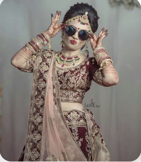 Photography Poses Indian, Angles Photography, Indian Bride Photography, Indian Bride Poses, Indian Bride Photography Poses, Indian Wedding Poses, Indian Wedding Bride, Bride Photos Poses, Trendy Photography