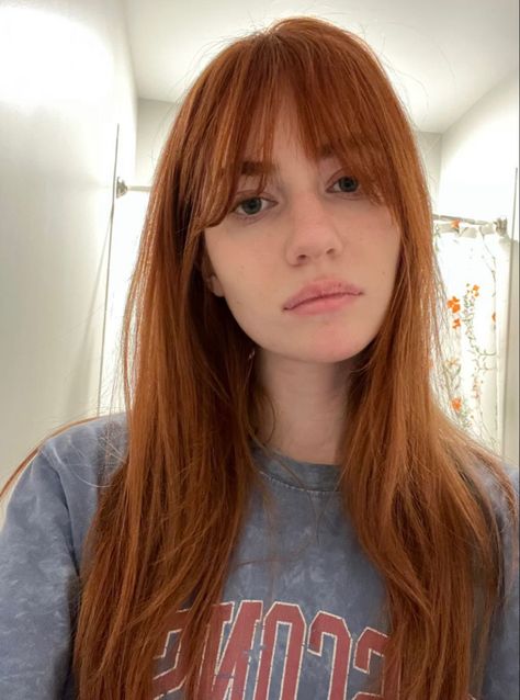 Ginger Blonde Hair, Orange Brown Hair, Brown Hair Bangs, Red Hair With Bangs, Cold Hair, Long Face Haircuts, Ginger Hair Color, Asian Short Hair, Hair Color Auburn