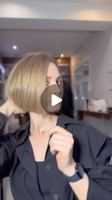 Sharp Bob Haircut, Box Bob Haircut, Micro Bob Haircut, Really Short Bob, Box Bob, Hair Ritual, Bob Pixie, Short Hair Styles For Round Faces, Short Haircut