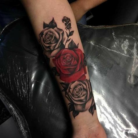 Nails Art Flowers, Bodysuit Tattoos, Arm Sleeve Tattoos For Women, Rose Tattoo Sleeve, Rose Tattoos For Men, Rose Tattoos For Women, Yakuza Tattoo, Dope Tattoos For Women, Stylist Tattoos