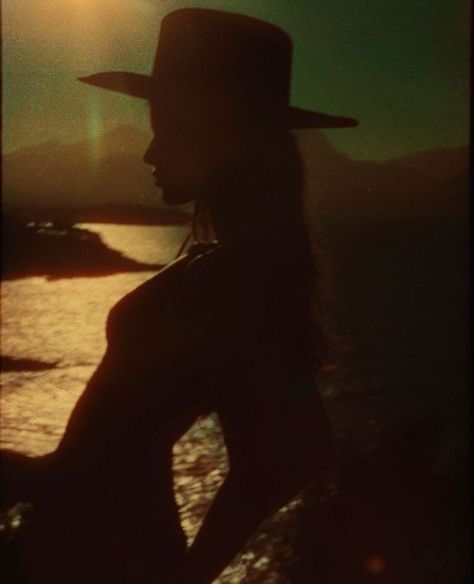 Kate Barlow, Dorcas Meadowes, Cowboy Aesthetic, Last Ride, Cowgirl Aesthetic, Western Aesthetic, Vintage Americana, Photoshoot Concept, Coastal Cowgirl