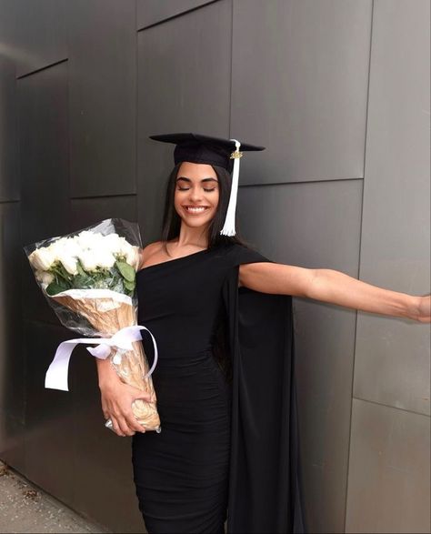 Graduation Cap, A Woman, Outfit Ideas, Flowers, Wall