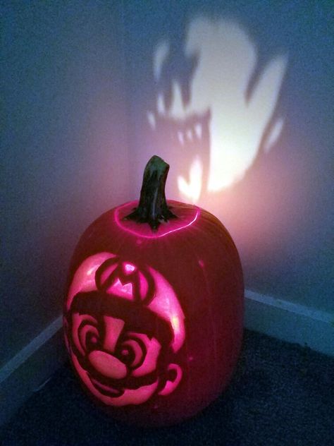 Mario pumpkin carving Pumpkin Mario Bros, Hei Hei Pumpkin Carving, Super Mario Pumpkin Carving, Megamind Pumpkin, Nintendo Pumpkin Carving, Pumpkin Carving Ideas Mario, Mario Kart Pumpkin, Luigi Pumpkin Carving, Movie Pumpkin Carving Ideas