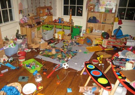 Toy Organization Living Room, Toy Clutter, Kids Organization, Organize My Life, Clearing Clutter, Living Room Organization, Toy Room, Cleaning Organization, Organization Kids