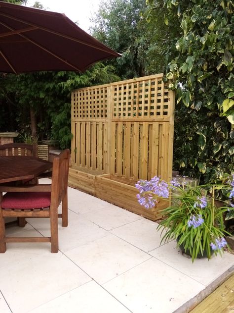 Privacy Screen Garden, Planter Trough, Screen Garden, Yard Privacy, Privacy Planter, Garden Troughs, Trellis Fence Panels, Trellis Fence, Planter Trellis