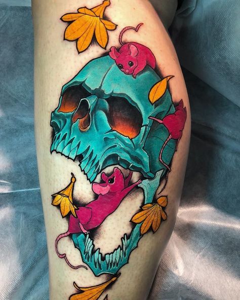 New School Skull Tattoo Design, Dark Neo Traditional Tattoo, Neo Trad Skull, Neotrad Skull Tattoo Designs, Neotrad Skull, Neo Traditional Skull Tattoo Design, Neotraditional Skull Tattoo Design, Colorful Skull Tattoo, Neo Traditional Skull Tattoo