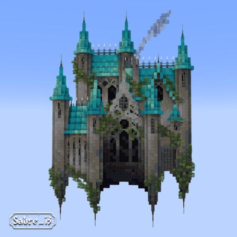 Sky Castle Minecraft, Minecraft Kingdom Wall, Minecraft Cliffside Castle, Minecraft Castle Aesthetic, Minecraft Empire Ideas, Cliffside House Minecraft, Minecraft Castle Easy, Minecraft Shops Building, Fantasy Castle Minecraft