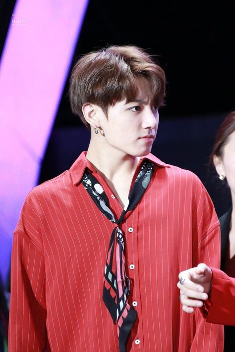 jungkook angry look 💜 Jungkook Angry, Kpop Reference, Angry Pictures, Bts Hairstyle, Angry Face, 1 September, Ha Sungwoon, Jeon Jeongguk, Fan Fiction