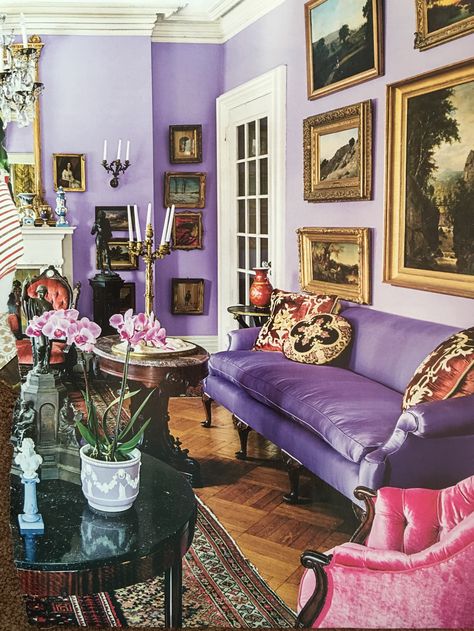 Lady Lounge, Deco Violet, Lilac Room, Modern Living Room Design Ideas, Lavender Room, Modern Living Room Design, House Beautiful Magazine, Purple Rooms, Living Room Design Ideas